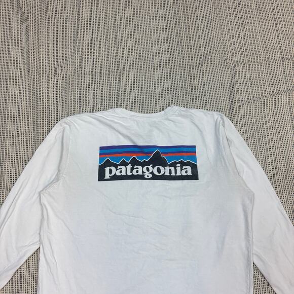 Patagonia P-6 Logo Long Sleeve Regular Fit T Shirt Men's Large Gorpcore - Picture 3 of 11